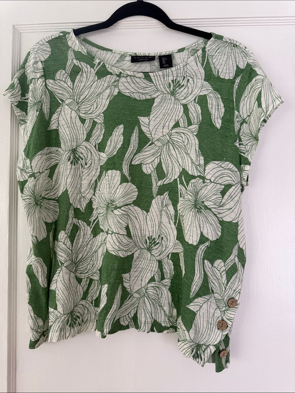 Tahari Green & White Linen Tee with Side Button Detail